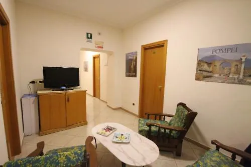 **  Hotel Zara Napoli Italy